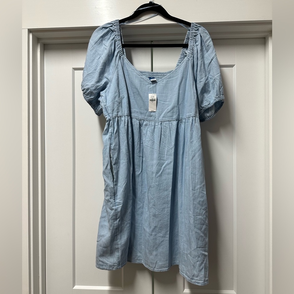 Old Navy Puff sleeve jean dress